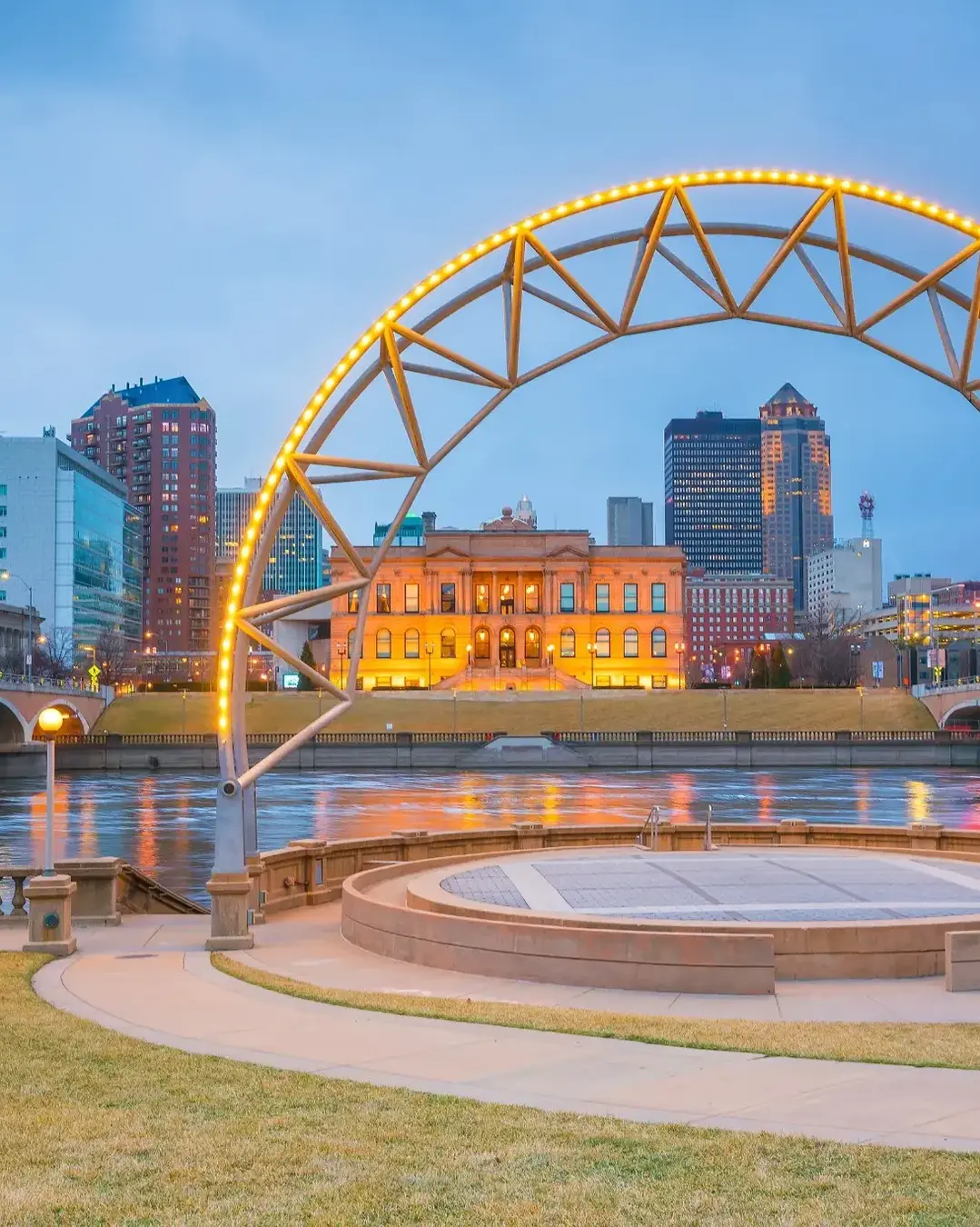 Des Moines Iowa skyline in USA