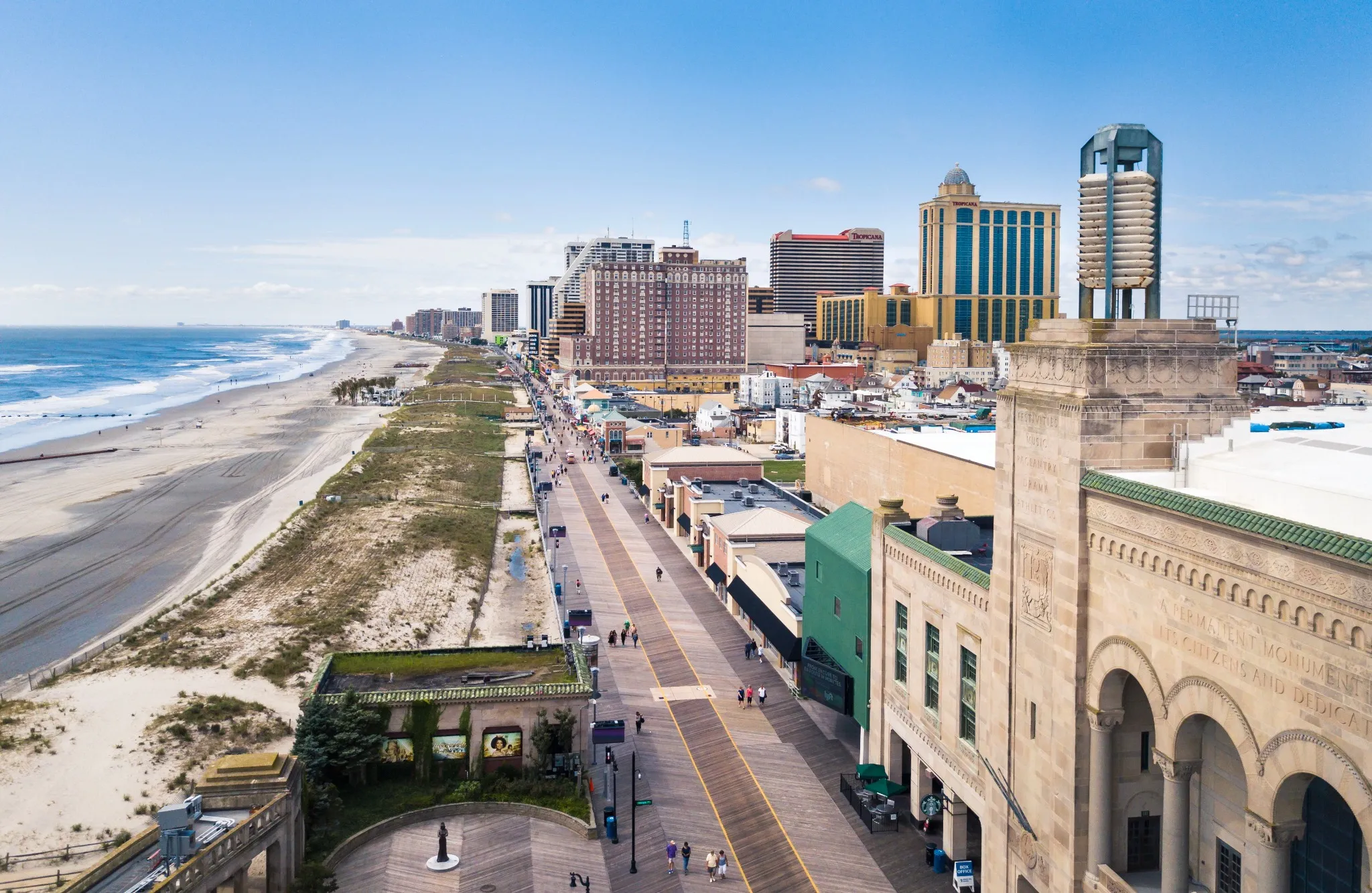 ATLANTIC CITY, USA - SEPTEMBER 20, 2017: Atlantic city boardwalk