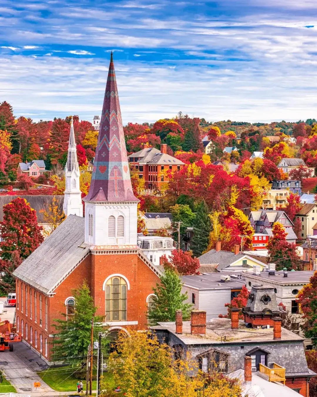 Montpelier Vermont with vibrant fall colors