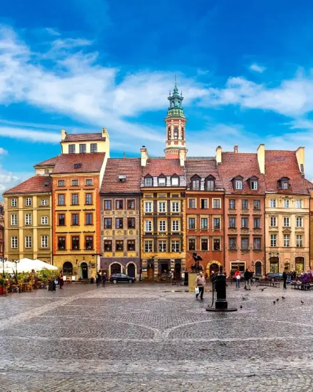 Old town square in Warsaw