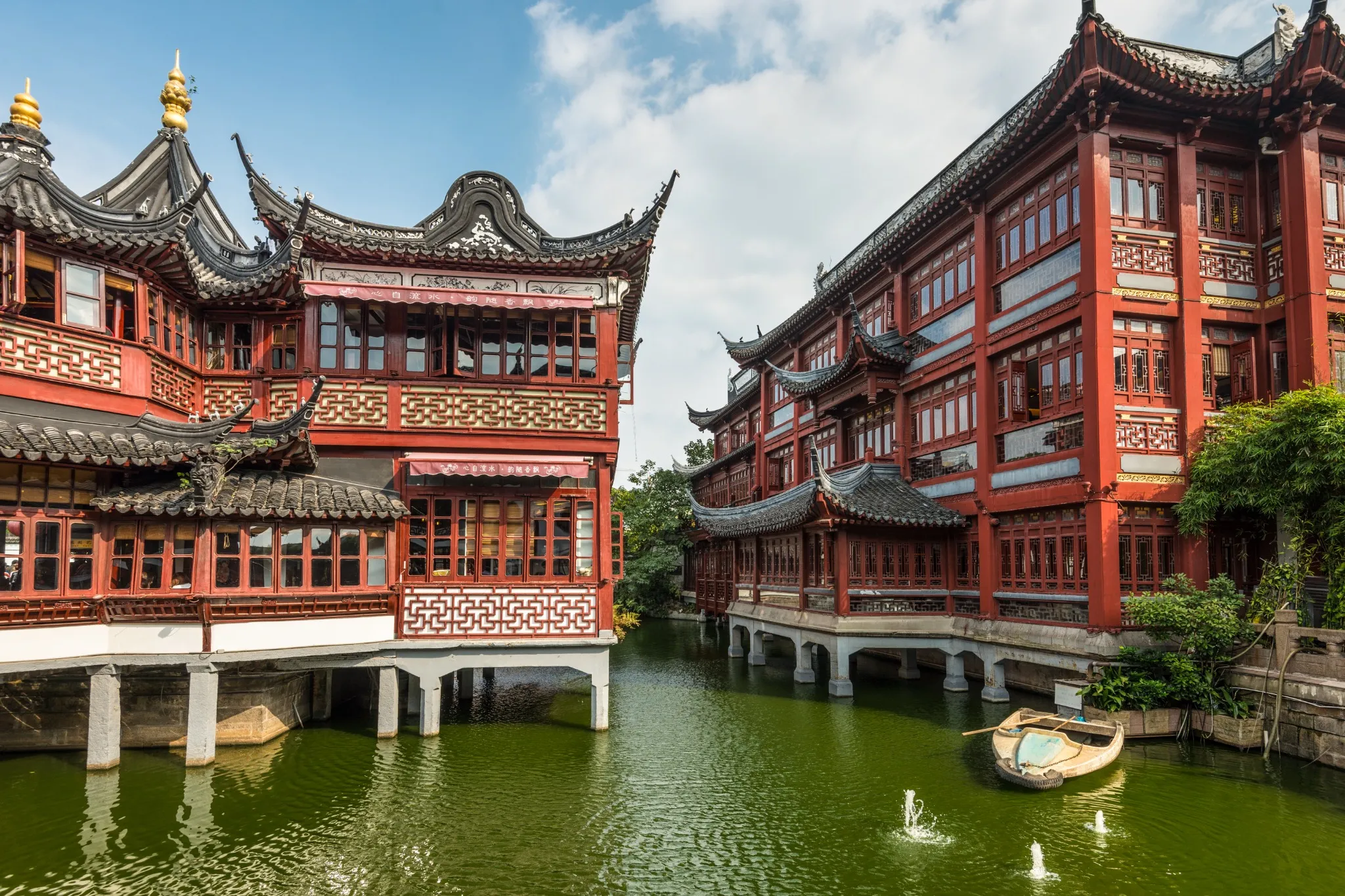 Yu Garden or Yuyuan Garden, Shanghai