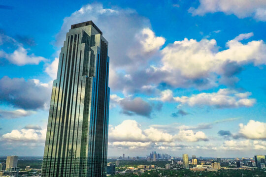 Skyline of Uptown/Galleria and Williams Tower